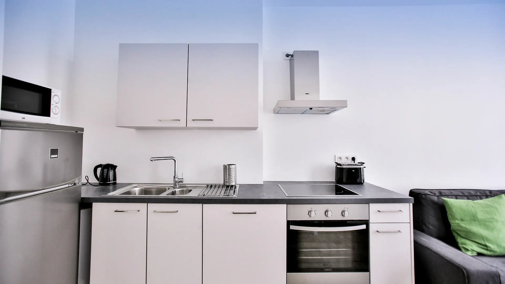 Compagnie Des Sablons Apartments Brussels